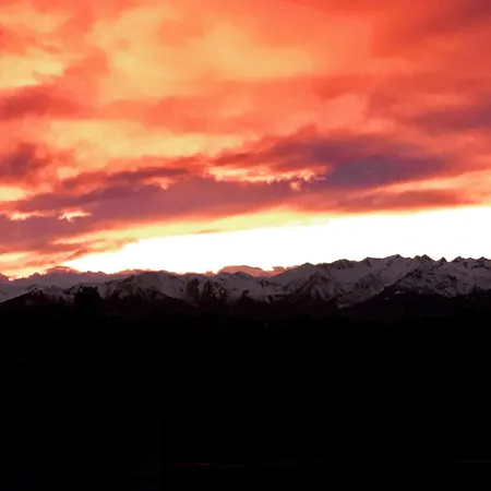 Pronto Soccorso Per Globetrotter Stanza Privata Con Bagno Condiviso E Vista Sulle Alpi Pansiyon Torino