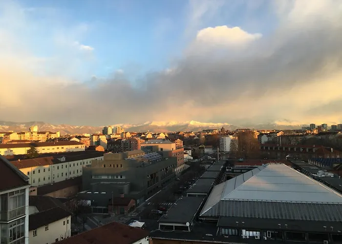 Pronto Soccorso Per Globetrotter Stanza Privata Con Bagno Condiviso E Vista Sulle Alpi * Turim